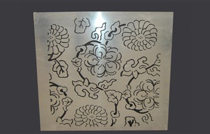 雕（diāo）花鋁單板